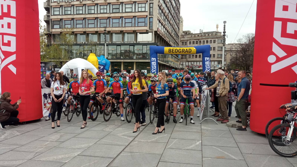 Са Трга Републике у Београду стартовала је Међународна бициклистичка трка „Београд-Бања Лука“