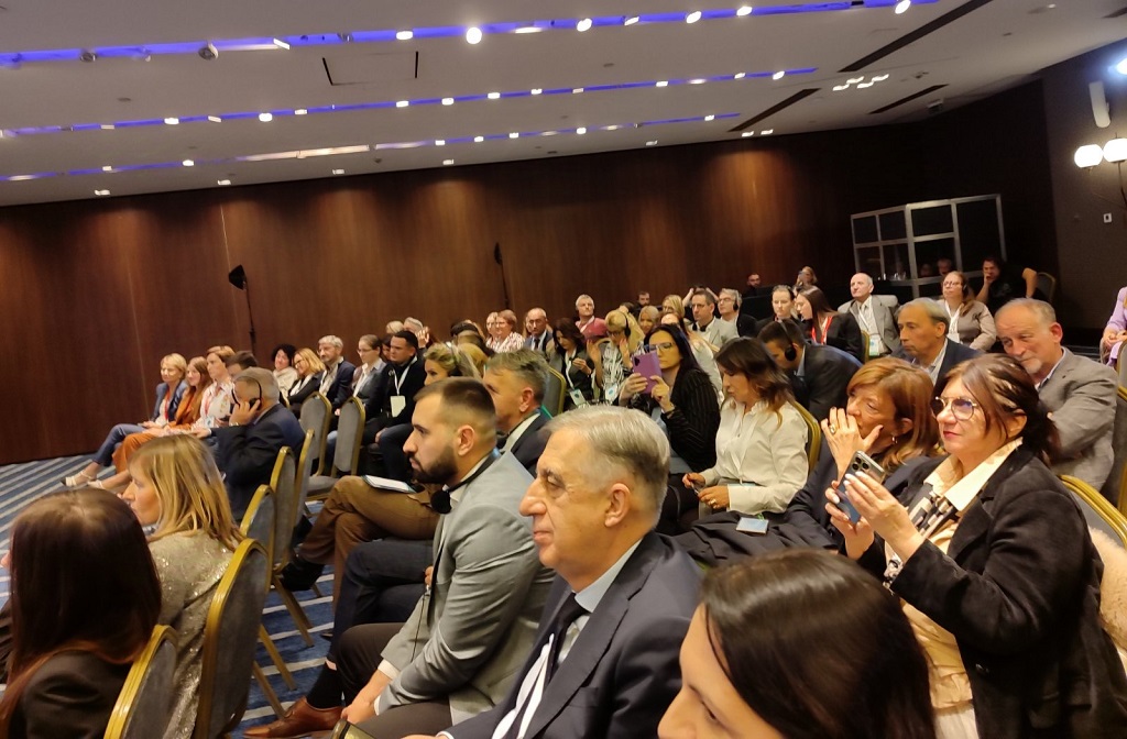 Mlađen Cicović, šef Predstavništva R. Srpske u Srbiji na prezentaciji turističke ponude Sankt Peterburga prvi put u Beogradu u hotelu Metropol Mlađen Cicović, šef Predstavništva R. Srpske u Srbiji na prezentaciji turističke ponude Sankt Peterburga prvi put u Beogradu u hotelu Metropol