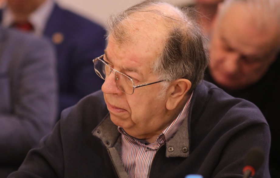 Nenad Kecmanović, politikolog i profesor univerziteta u penziji