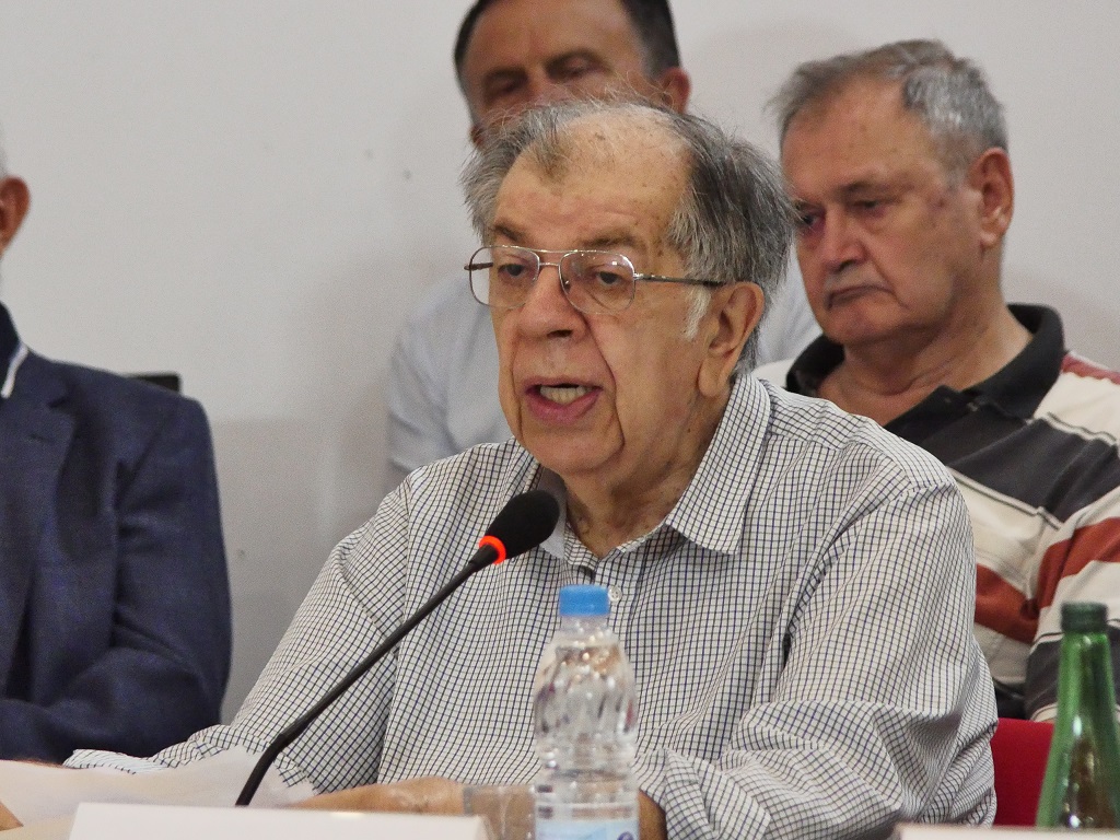 Nenad Kecmanović, prof emeritus