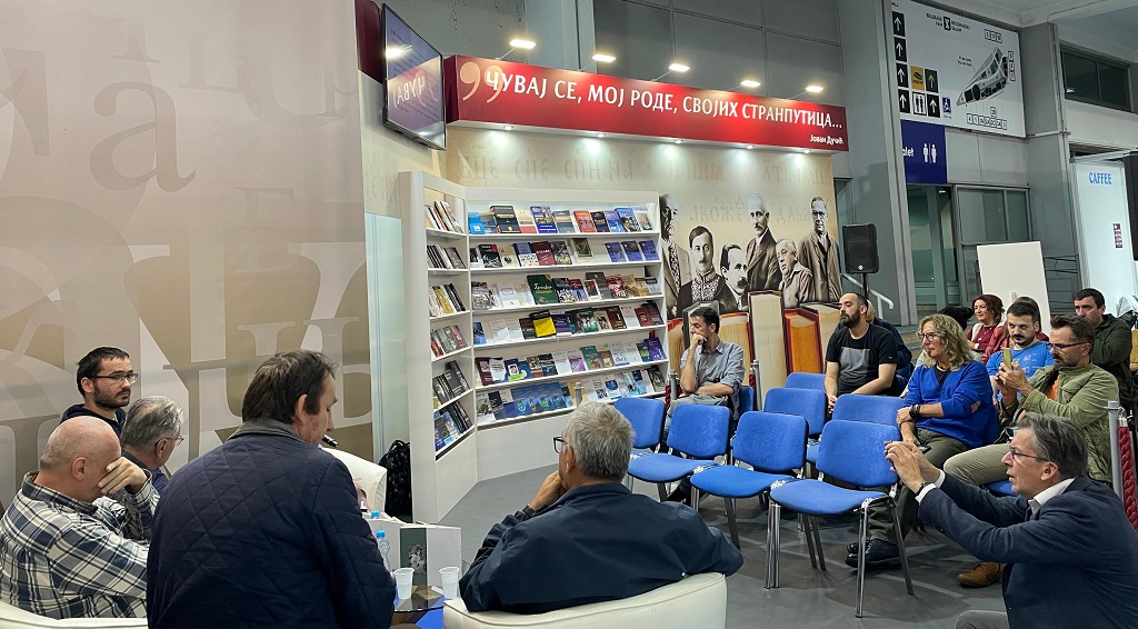 На штанду Представништва Р. Српске на промоцији Удружења за очување баштине „Дијак“ Прибој На штанду Представништва Р. Српске на промоцији Удружења за очување баштине „Дијак“ Прибој