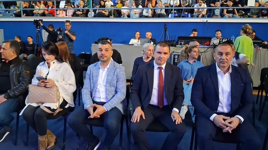 Одржан концерт ансамбла"Коло" у спортској дворани "Пеки" на Палама