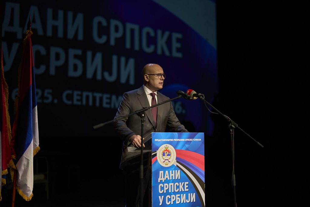 Изасланик предсједника Србије Милош Вучевић