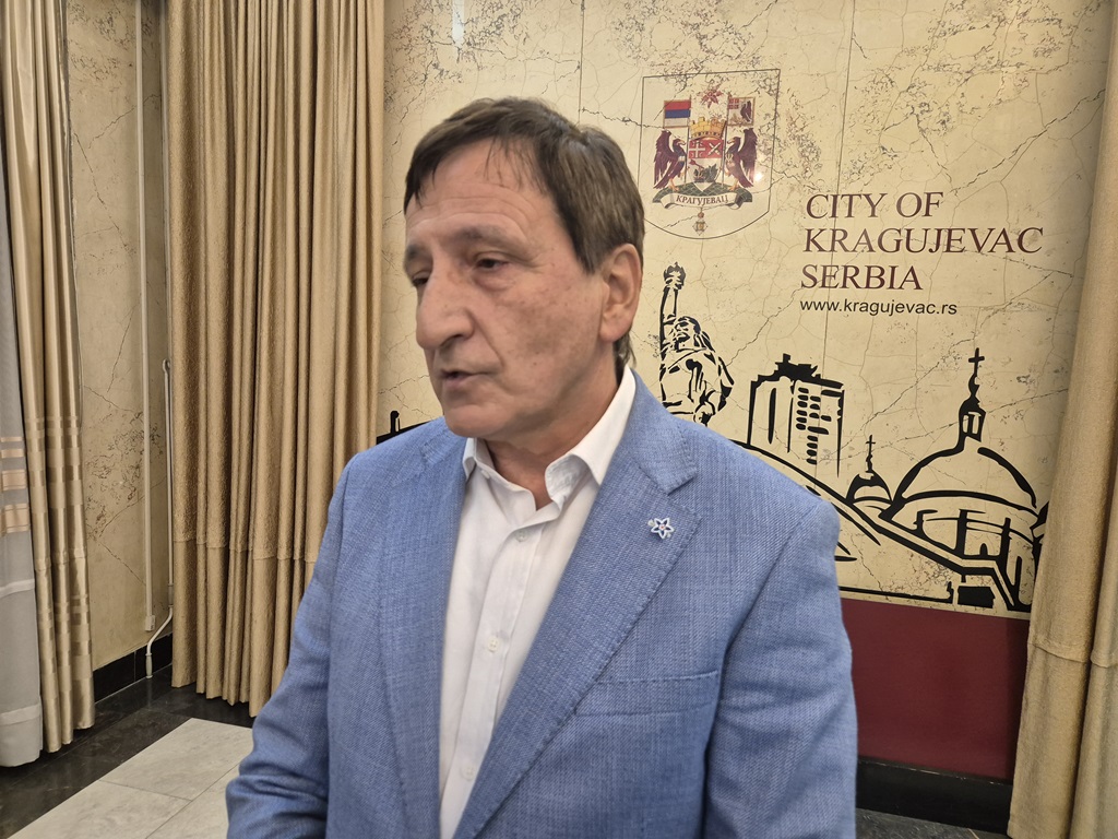 Мирко Чикириз, помоћник градоначелника Крагујевца за сарадњу са црквама и вјерским заједницама Мирко Чикириз, помоћник градоначелника Крагујевца за сарадњу са црквама и вјерским заједницама