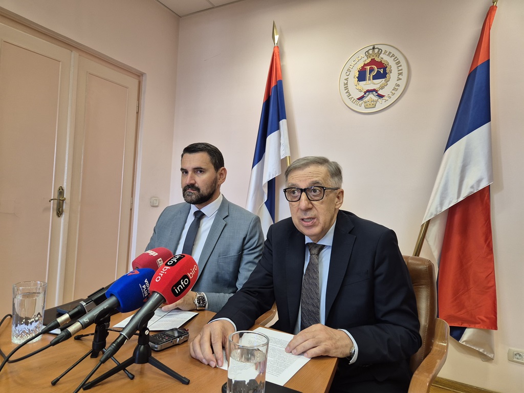Министар за европске интеграције и међународну сарадњу Републике Српске Златан Клокић и шеф Представништва Републике Српске у Србији Млађен Цицовић.