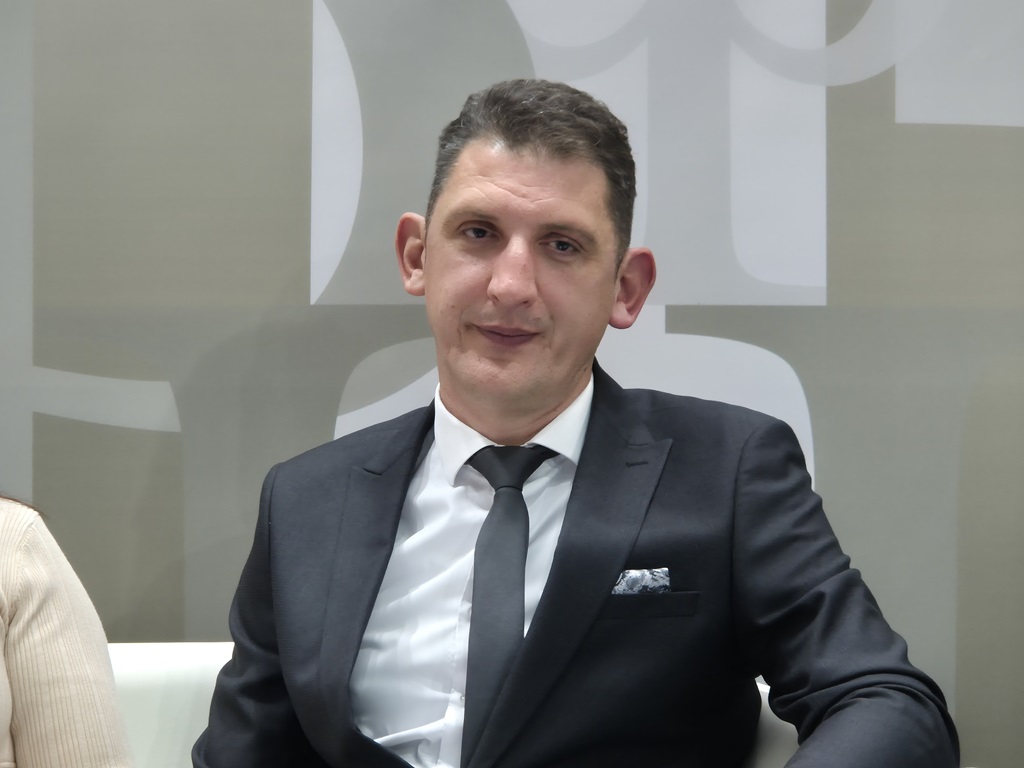 doc. dr Ognjen Kurteš, prodekan za međunarodnu saradnju i projekte i glavni i odgovorni urednik izdanja Filozofskog fakulteta Ognjen Kurteš