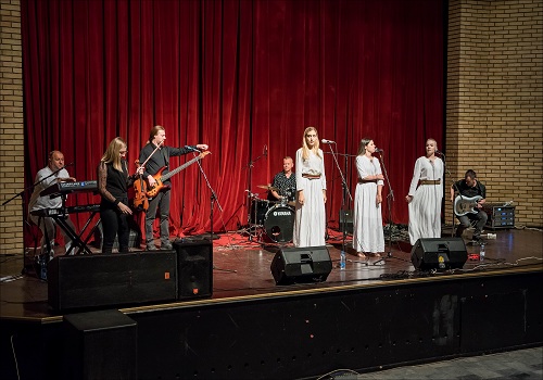 Концерт етно групе „Ива” из Добоја у Културном центру у Зрењанину