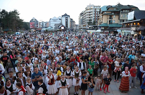 Међународни фестивал фолклора „Лицидерско срце“ окупио је око 1000 учесника