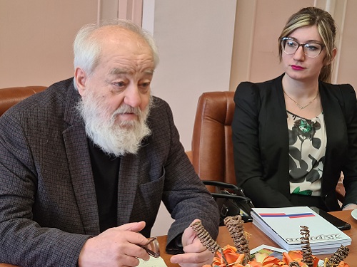 Књижевник и главни уредник часописа „Жрнов“ Душко М. Петровић