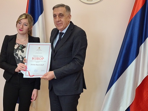 Јелена Вујановић, добитница награде за најбољу пјесму о завичају у 2022